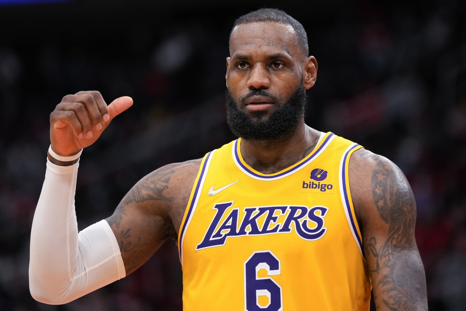 Quanto è grande il 37enne LeBron James